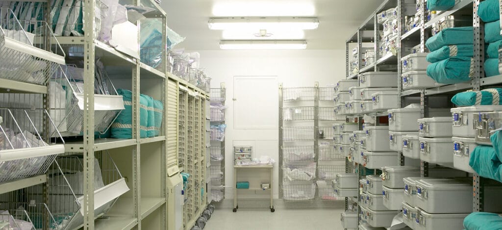 Picture of a laboratory storage. Mistakes to avoid for startups. Common mistakes in sterile product storage. Common mistakes in sterile product transportation. Sterile product safety. Standard operating procedures